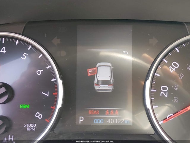 2T3K1RFV4KW005729 Toyota RAV4 LE