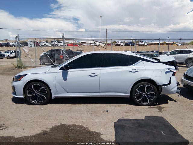Продажа на аукционе авто 2024 Nissan Altima Sr Intelligent Awd, vin: 1N4BL4CW7RN353588, номер лота: 45741309