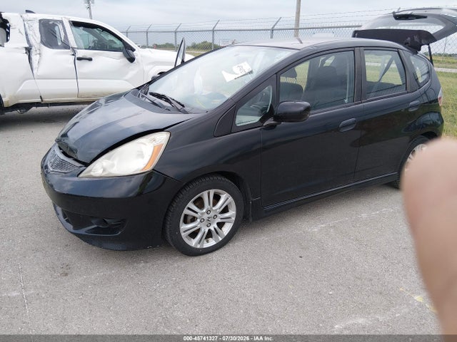45741327 :رقم المزاد ، JHMGE88439S057282 vin ، 2009 Honda Fit Sport مزاد بيع