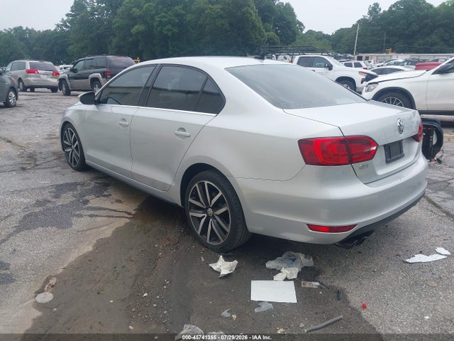 45741355 :رقم المزاد ، 3VW567AJ0DM232392 vin ، 2013 Volkswagen Jetta Gli Autobahn مزاد بيع