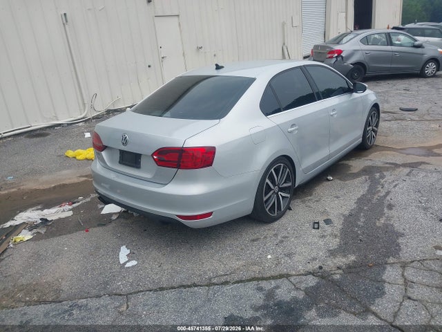 45741355 :رقم المزاد ، 3VW567AJ0DM232392 vin ، 2013 Volkswagen Jetta Gli Autobahn مزاد بيع