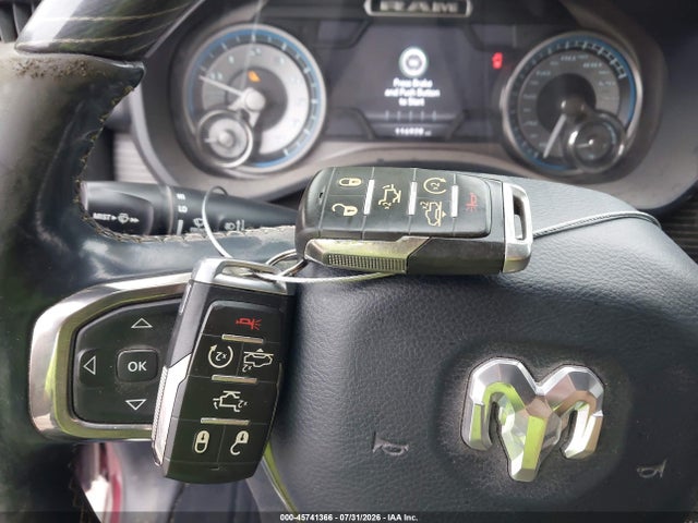 Продажа на аукционе авто 2019 Ram 1500 Limited  4x4 6'4 Box, vin: 1C6SRFPTXKN672095, номер лота: 45741366
