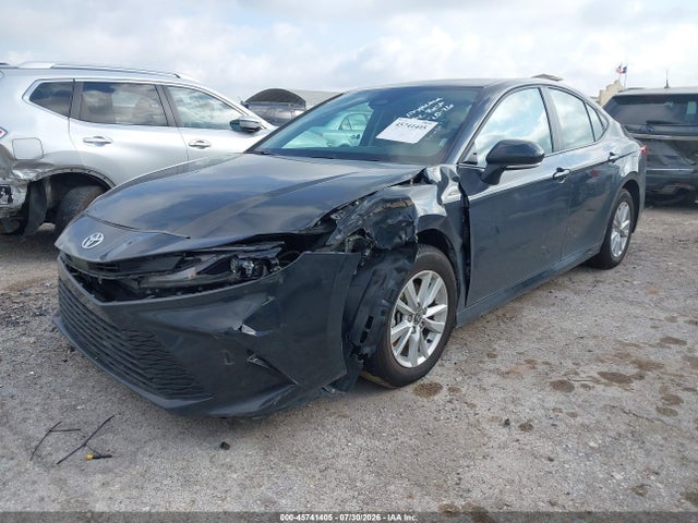 Toyota CAMRY LE 2025 4T1DAACK9SU595732 Image 2