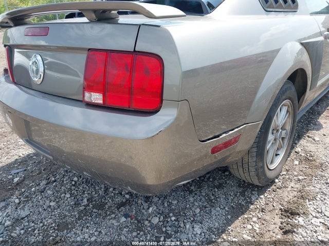 Продаж на аукціоні авто 2005 Ford Mustang V6 Deluxe/v6 Premium, vin: 1ZVFT80N655114698, номер лоту: 45741430