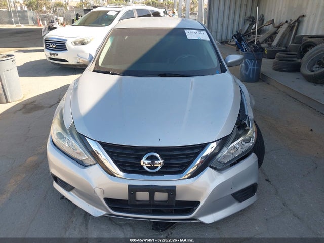 1N4AL3APXJC110083 Nissan Altima 2.5 S