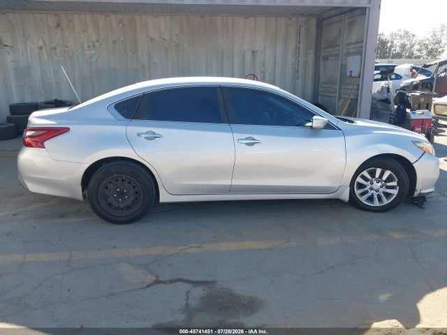 1N4AL3APXJC110083 Nissan Altima 2.5 S
