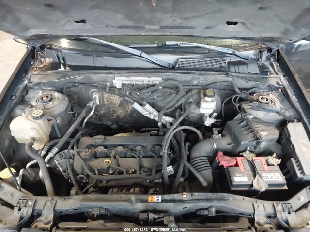 2011 Ford Escape Xlt მანქანა იყიდება აუქციონზე, vin: 1FMCU0D74BKA26077, აუქციონის ნომერი: 45741483