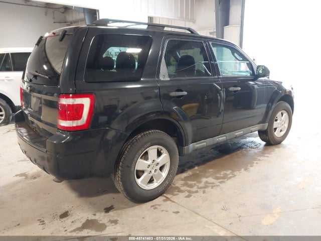 2011 Ford Escape Xlt მანქანა იყიდება აუქციონზე, vin: 1FMCU0D74BKA26077, აუქციონის ნომერი: 45741483