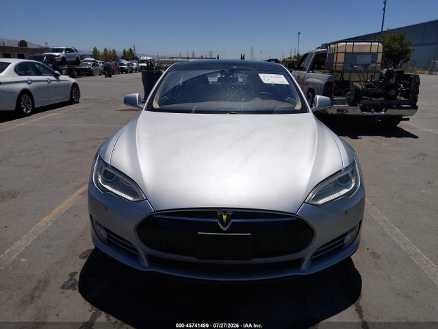 Tesla Model S 60/70/85 2015 5YJSA1H16FF083999 Image 11