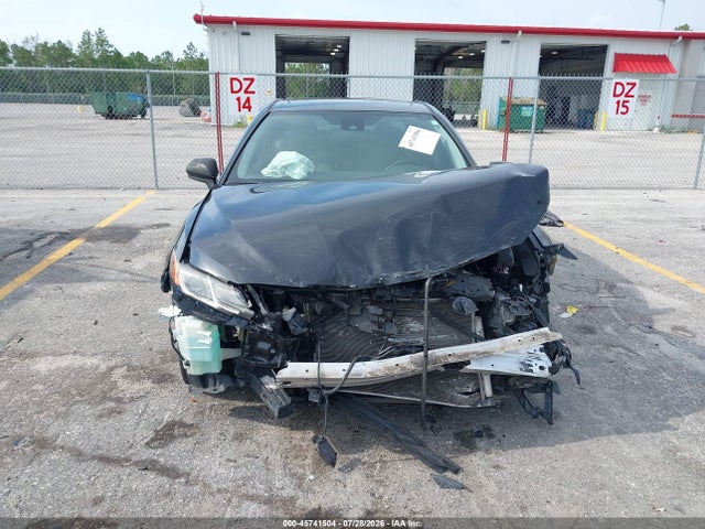 2019 Toyota Camry Se მანქანა იყიდება აუქციონზე, vin: 4T1B11HK8KU706884, აუქციონის ნომერი: 45741504