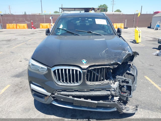 5UXTR7C57KLE96677 BMW X3 Sdrive30i