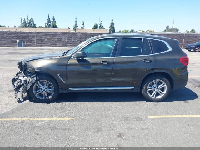 5UXTR7C57KLE96677 BMW X3 Sdrive30i