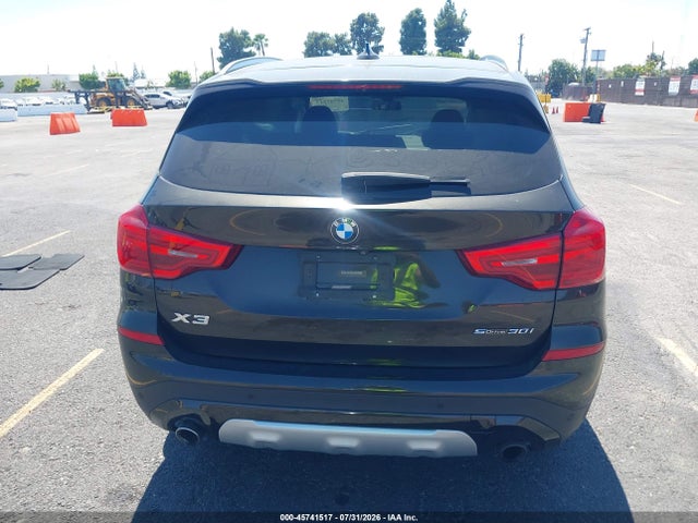 5UXTR7C57KLE96677 BMW X3 Sdrive30i