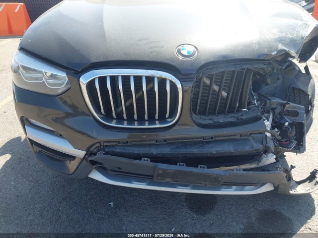 5UXTR7C57KLE96677 BMW X3 Sdrive30i