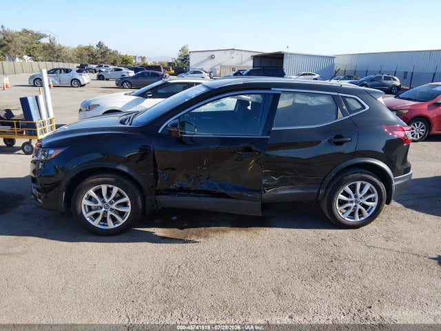 45741519 :رقم المزاد ، JN1BJ1BV9MW317950 vin ، 2021 Nissan Rogue Sport Sv Fwd Xtronic Cvt مزاد بيع