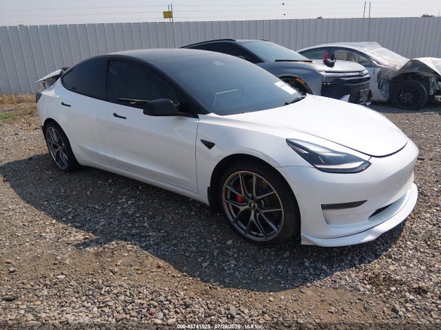 Продаж на аукціоні авто 2022 Tesla Model 3 Performance Dual Motor All-wheel Drive, vin: 5YJ3E1EC0NF154918, номер лоту: 45741523