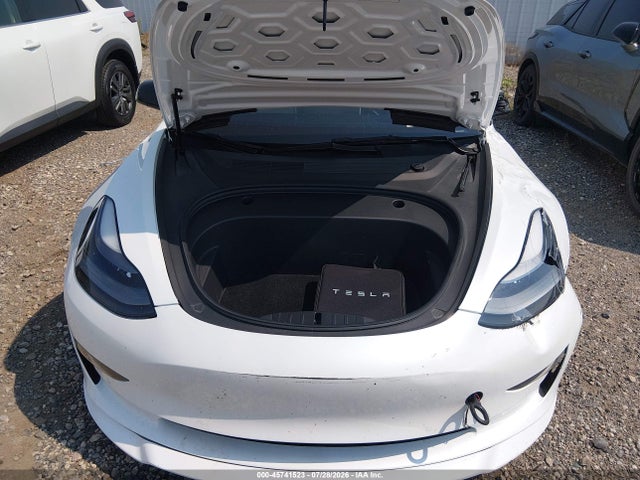 Продаж на аукціоні авто 2022 Tesla Model 3 Performance Dual Motor All-wheel Drive, vin: 5YJ3E1EC0NF154918, номер лоту: 45741523