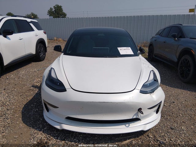 Продаж на аукціоні авто 2022 Tesla Model 3 Performance Dual Motor All-wheel Drive, vin: 5YJ3E1EC0NF154918, номер лоту: 45741523