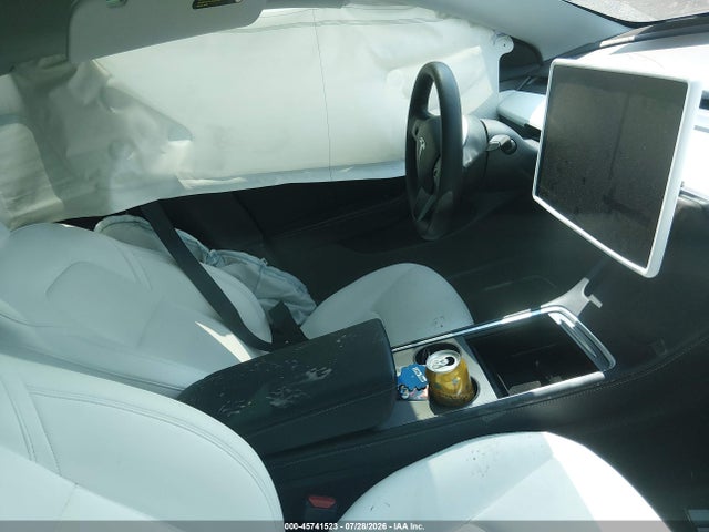 Продаж на аукціоні авто 2022 Tesla Model 3 Performance Dual Motor All-wheel Drive, vin: 5YJ3E1EC0NF154918, номер лоту: 45741523