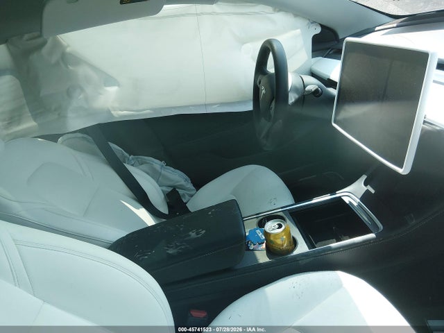 Продаж на аукціоні авто 2022 Tesla Model 3 Performance Dual Motor All-wheel Drive, vin: 5YJ3E1EC0NF154918, номер лоту: 45741523