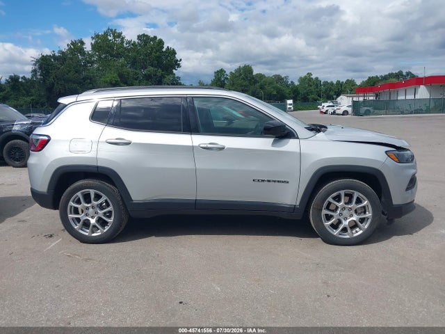 45741556 :رقم المزاد ، 3C4NJDFN0RT121950 vin ، 2024 Jeep Compass Latitude Lux Fwd مزاد بيع