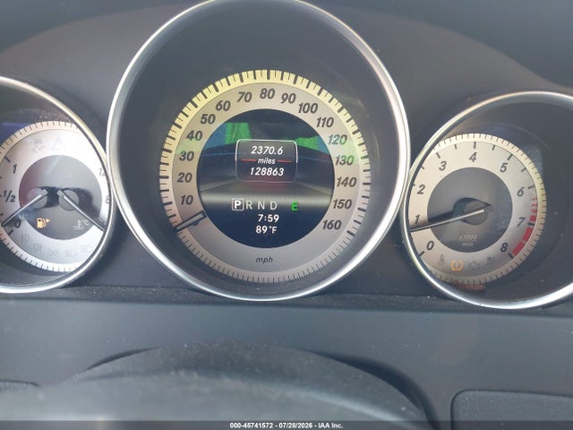 2013 Mercedes-benz C 300 Sport 4matic მანქანა იყიდება აუქციონზე, vin: WDDGF8AB5DR283840, აუქციონის ნომერი: 45741572