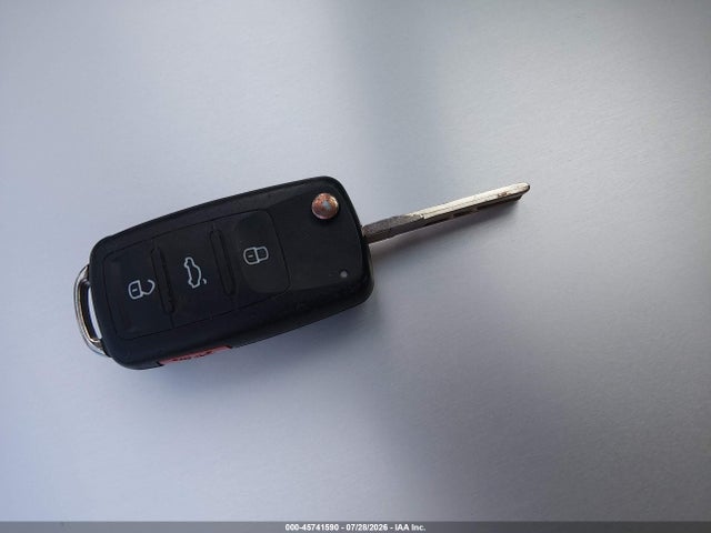 45741590 :رقم المزاد ، 1VWAT7A32FC018212 vin ، 2015 Volkswagen Passat 1.8t Wolfsburg Edition مزاد بيع