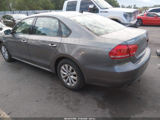 45741590 :رقم المزاد ، 1VWAT7A32FC018212 vin ، 2015 Volkswagen Passat 1.8t Wolfsburg Edition مزاد بيع
