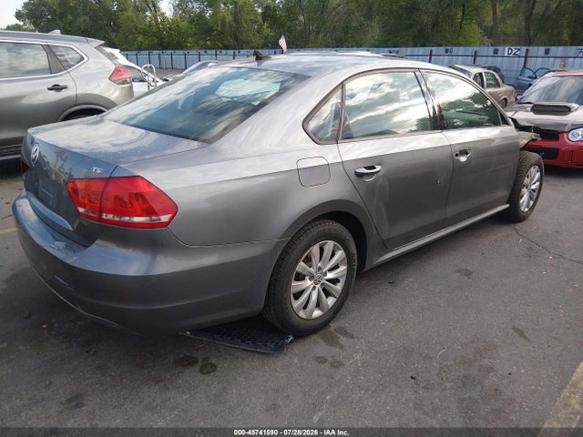 45741590 :رقم المزاد ، 1VWAT7A32FC018212 vin ، 2015 Volkswagen Passat 1.8t Wolfsburg Edition مزاد بيع