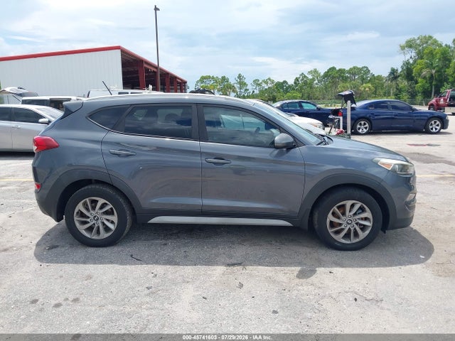 2017 Hyundai Tucson Se მანქანა იყიდება აუქციონზე, vin: KM8J33A4XHU413297, აუქციონის ნომერი: 45741603