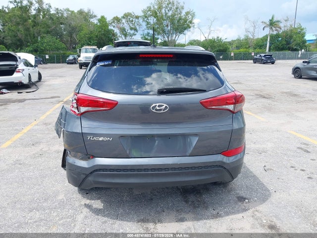 2017 Hyundai Tucson Se მანქანა იყიდება აუქციონზე, vin: KM8J33A4XHU413297, აუქციონის ნომერი: 45741603
