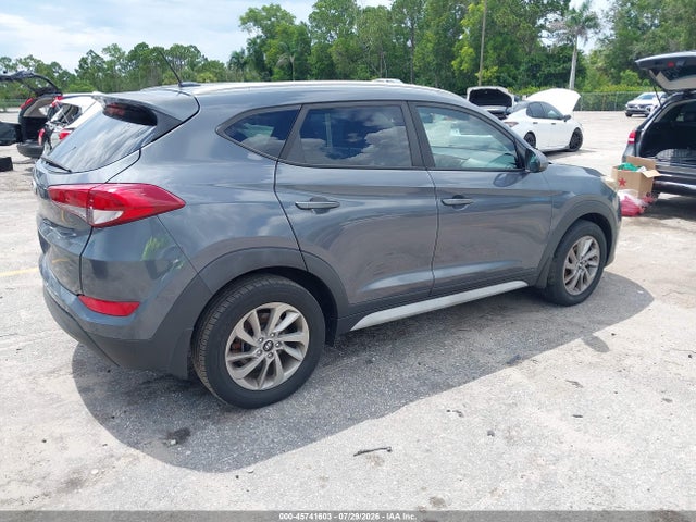 2017 Hyundai Tucson Se მანქანა იყიდება აუქციონზე, vin: KM8J33A4XHU413297, აუქციონის ნომერი: 45741603