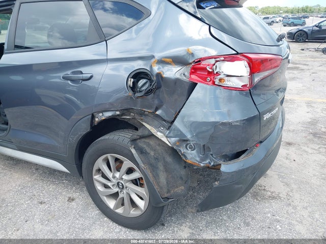 2017 Hyundai Tucson Se მანქანა იყიდება აუქციონზე, vin: KM8J33A4XHU413297, აუქციონის ნომერი: 45741603