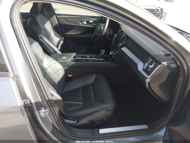 Aukcja sprzedaży 2019 Volvo S60 T6 Momentum, vin: 7JRA22TK3KG014767, numer aukcji: 45741604