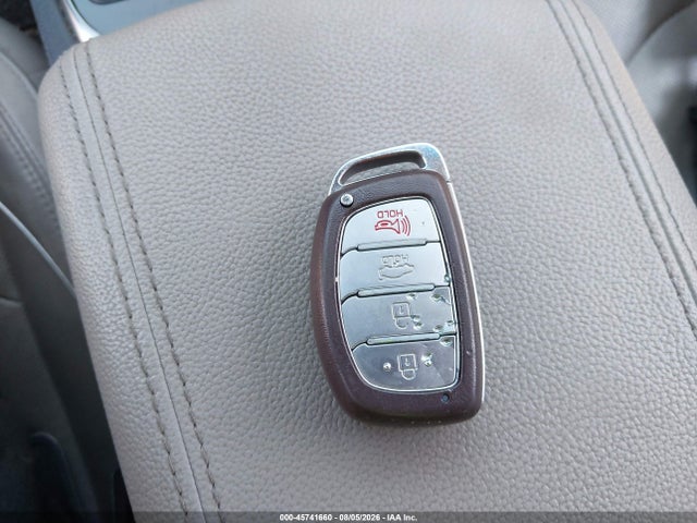 Продажа на аукционе авто 2017 Hyundai Sonata Limited, vin: 5NPE34AF3HH559452, номер лота: 45741660