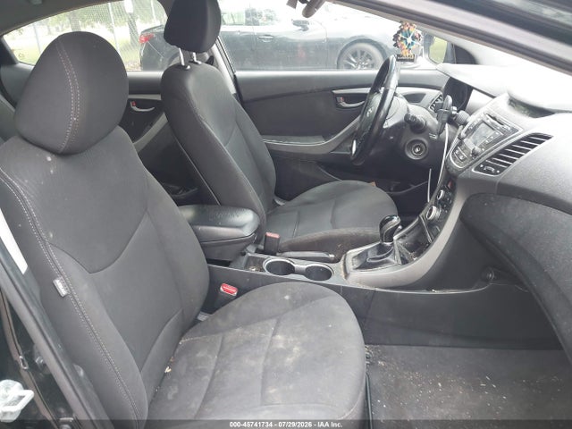 Продаж на аукціоні авто 2015 Hyundai Elantra Se, vin: 5NPDH4AE3FH572364, номер лоту: 45741734