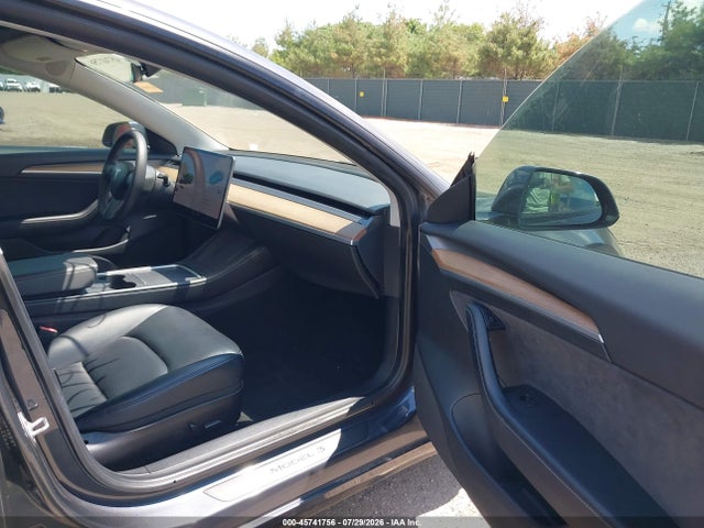 Aukcja sprzedaży 2021 Tesla Model 3 Standard Range Plus Rear-wheel Drive, vin: 5YJ3E1EA6MF994702, numer aukcji: 45741756