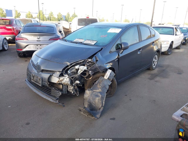 JTDKN3DU4F0480481 Toyota Prius Three