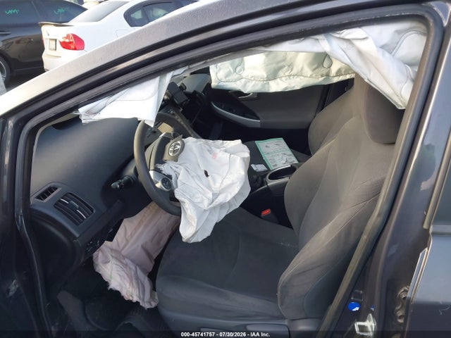 Toyota Prius Three 2015 JTDKN3DU4F0480481 Image 5