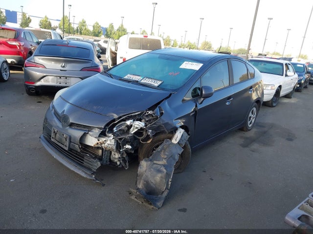 JTDKN3DU4F0480481 Toyota Prius Three