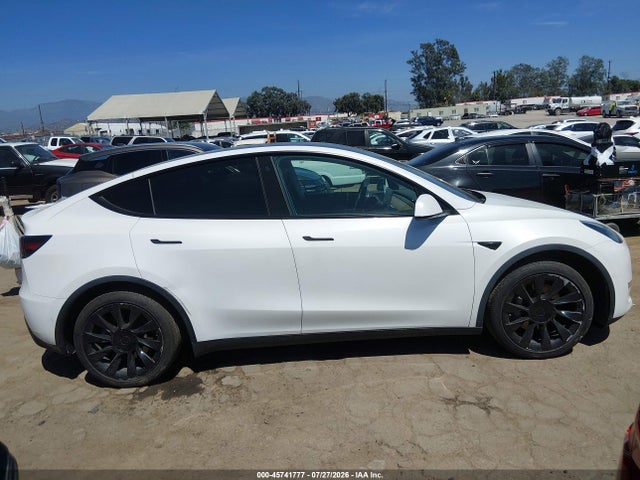 Продажа на аукционе авто 2021 Tesla Model Y Long Range Dual Motor All-wheel Drive, vin: 5YJYGDEE5MF287210, номер лота: 45741777