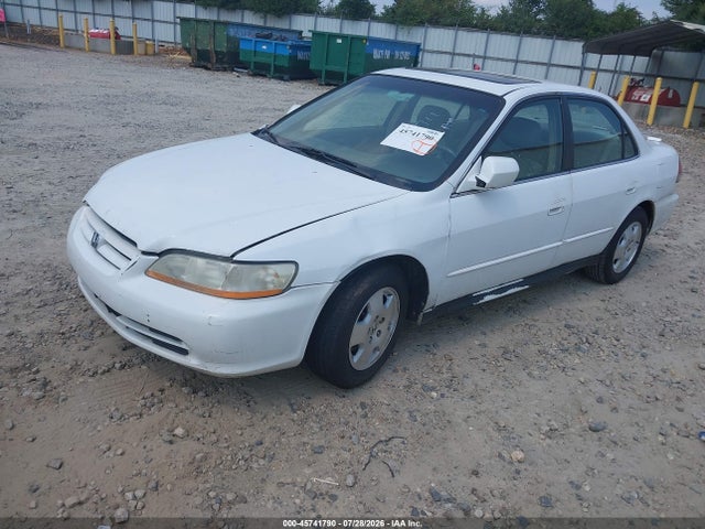 2001 Honda Accord 3.0 Ex მანქანა იყიდება აუქციონზე, vin: 1HGCG165X1A079711, აუქციონის ნომერი: 45741790