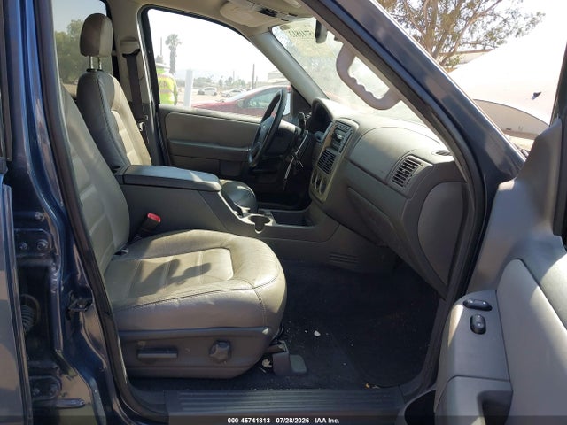 Продажа на аукционе авто 2005 Ford Explorer Xlt/xlt Sport/nbx, vin: 1FMZU63E65ZA38126, номер лота: 45741813