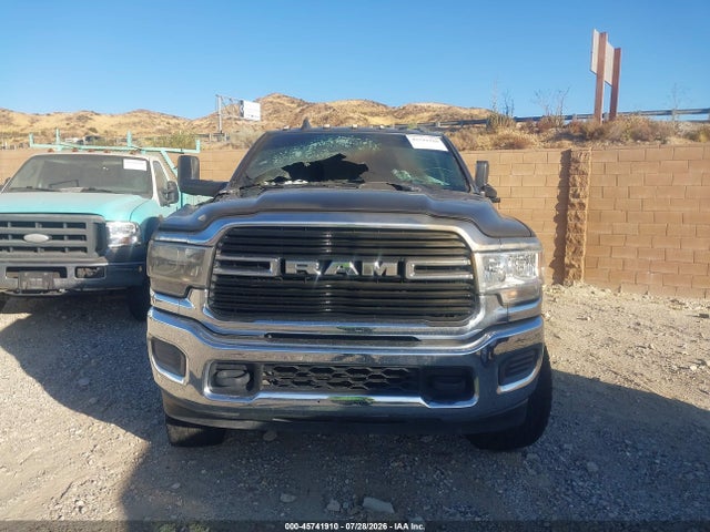 45741910 :رقم المزاد ، 3C63RRHLXKG621922 vin ، 2019 Ram 3500 Big Horn  4x4 8' Box مزاد بيع