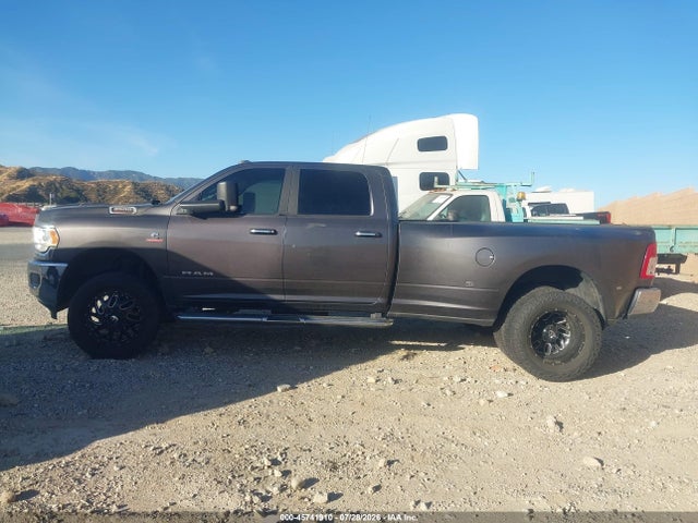 45741910 :رقم المزاد ، 3C63RRHLXKG621922 vin ، 2019 Ram 3500 Big Horn  4x4 8' Box مزاد بيع