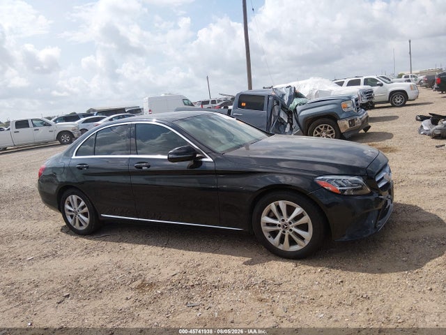 2019 Mercedes-benz C 300 მანქანა იყიდება აუქციონზე, vin: 55SWF8DB7KU289805, აუქციონის ნომერი: 45741938