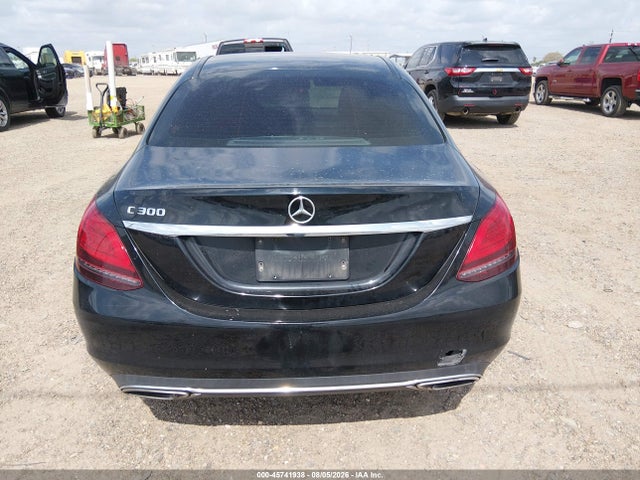2019 Mercedes-benz C 300 მანქანა იყიდება აუქციონზე, vin: 55SWF8DB7KU289805, აუქციონის ნომერი: 45741938