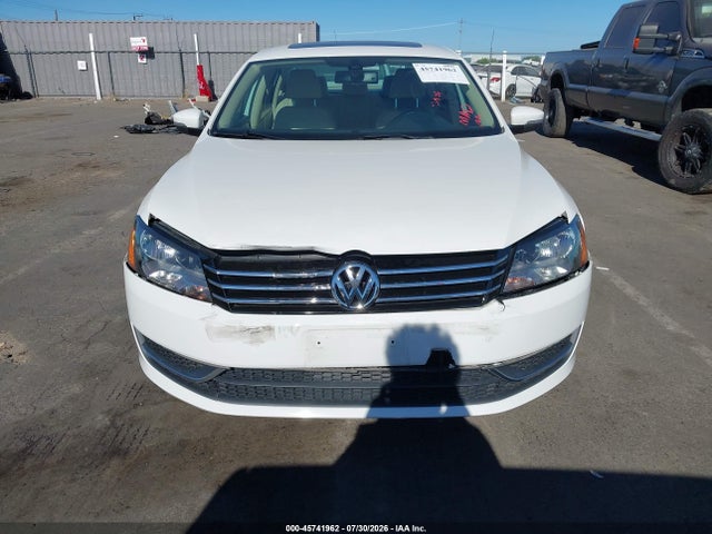 1VWBT7A39EC089734 Volkswagen Passat 1.8t Se