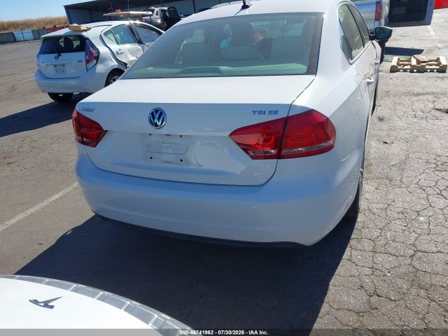1VWBT7A39EC089734 Volkswagen Passat 1.8t Se