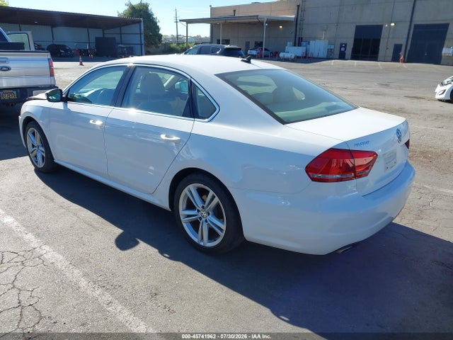 1VWBT7A39EC089734 Volkswagen Passat 1.8t Se